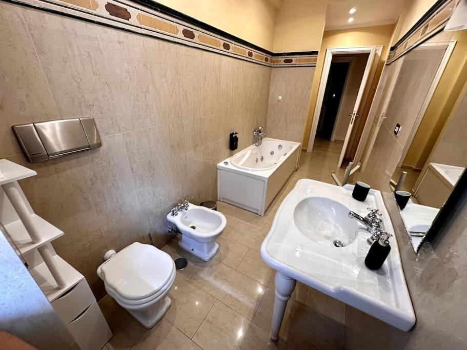 Luxurious Flat Close To The Vatican/Metro Rom Exterior foto